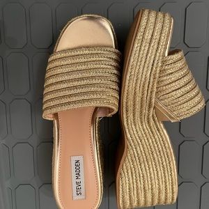 Steve Madden Woven Gold Mules